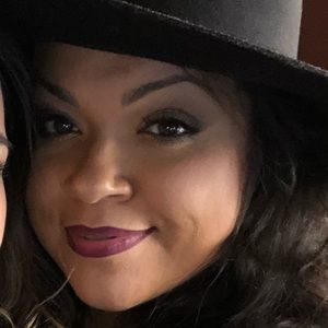 Meet your Posher, Cassandra